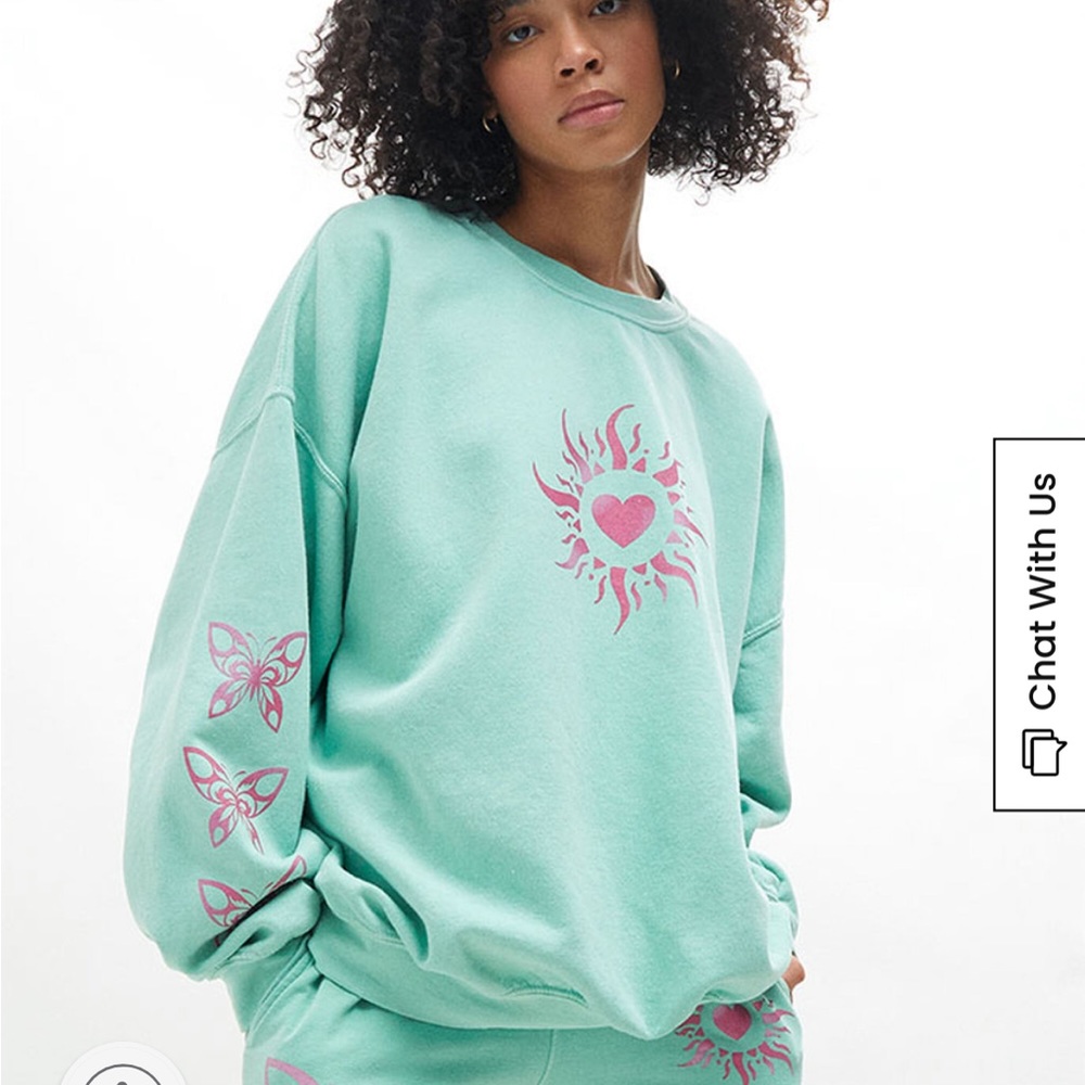 Pacsun heart sweatshirt